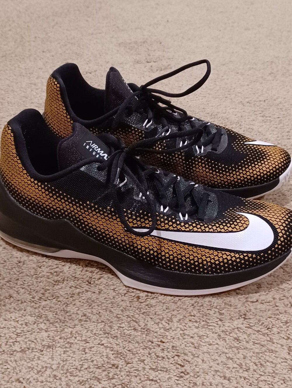 Nike Air Max Infuriate Low Top shoes black and metallic gold colorway. Size 12